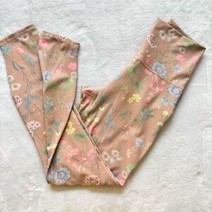 FABLETICS Ultra High-Waisted PureLuxe 7/8 Floral Leggings--S/6